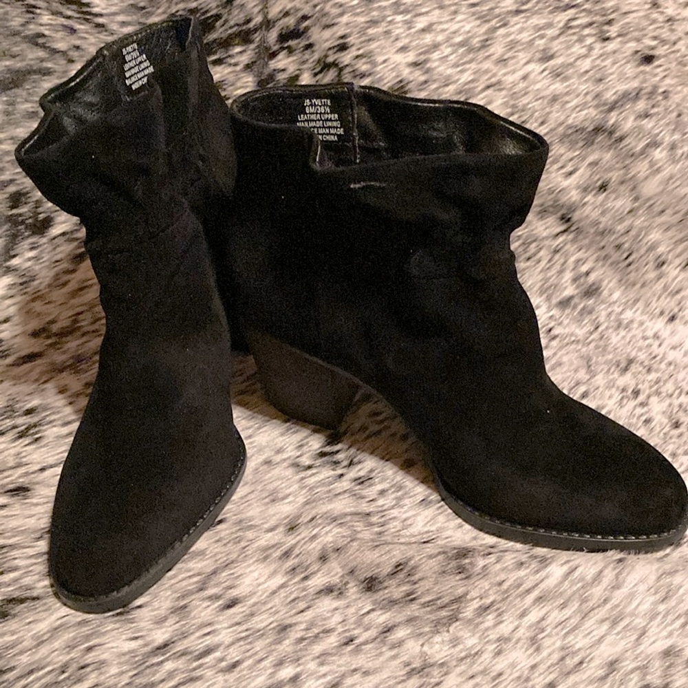 NWT Jessica Simpson Booties